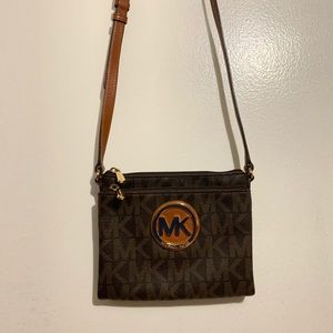 Michael Kors Logo Crossbody